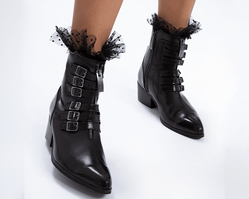 T2301L Black Victorian Anarchic 6-Buckle Pointed Boot