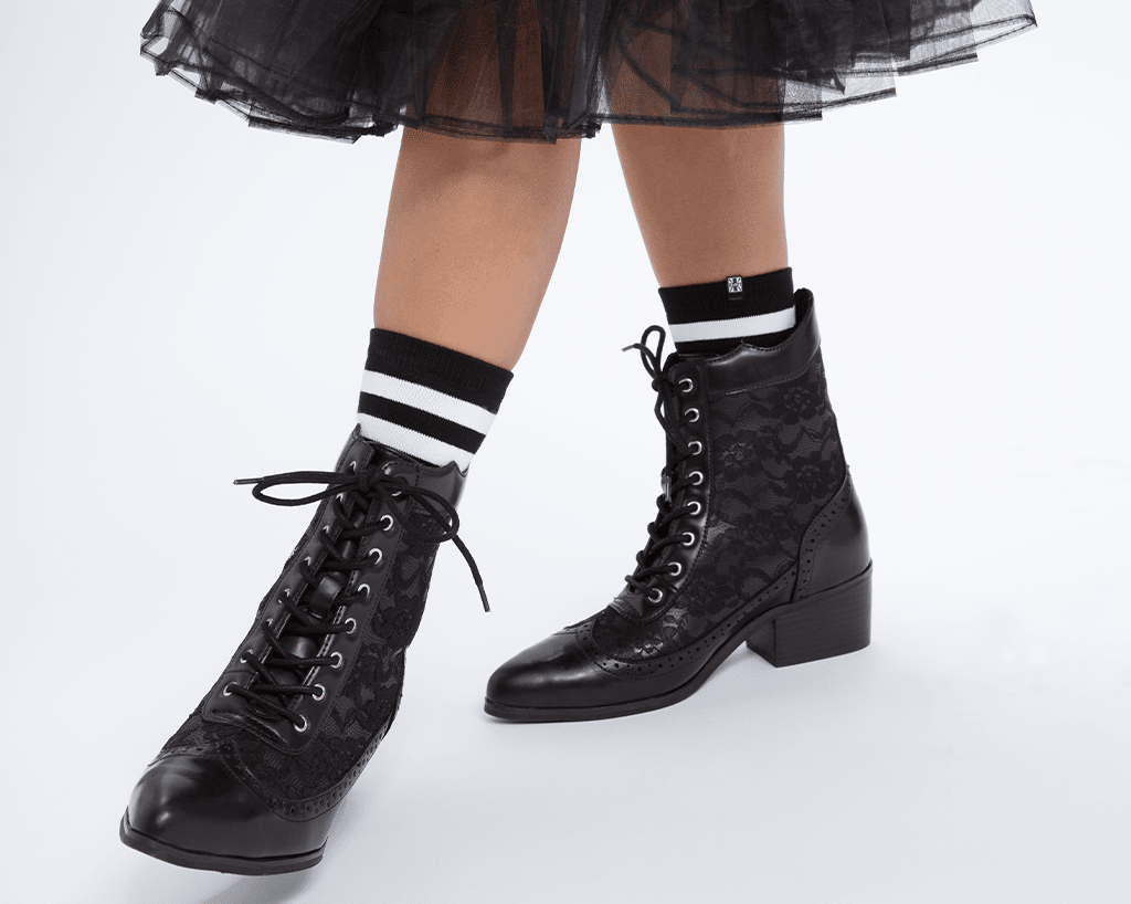 black-victorian-anarchic-