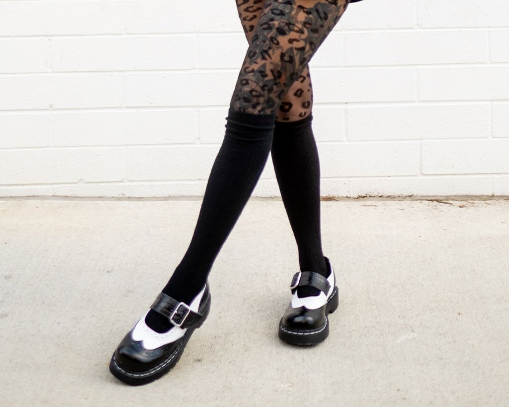 T1035 Black & White Brogue Mary Jane