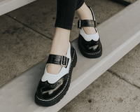 T1035 Black & White Brogue Mary Jane