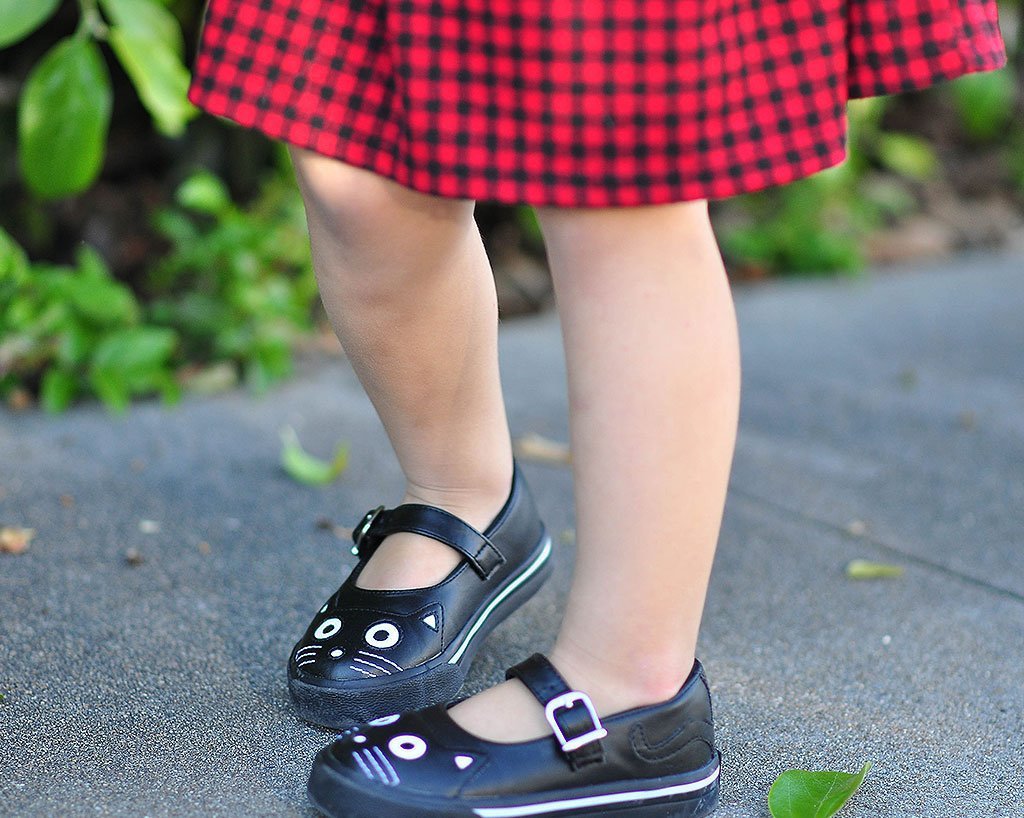 A9725B Black & White Kitty Mary Jane Toddler Sneaker