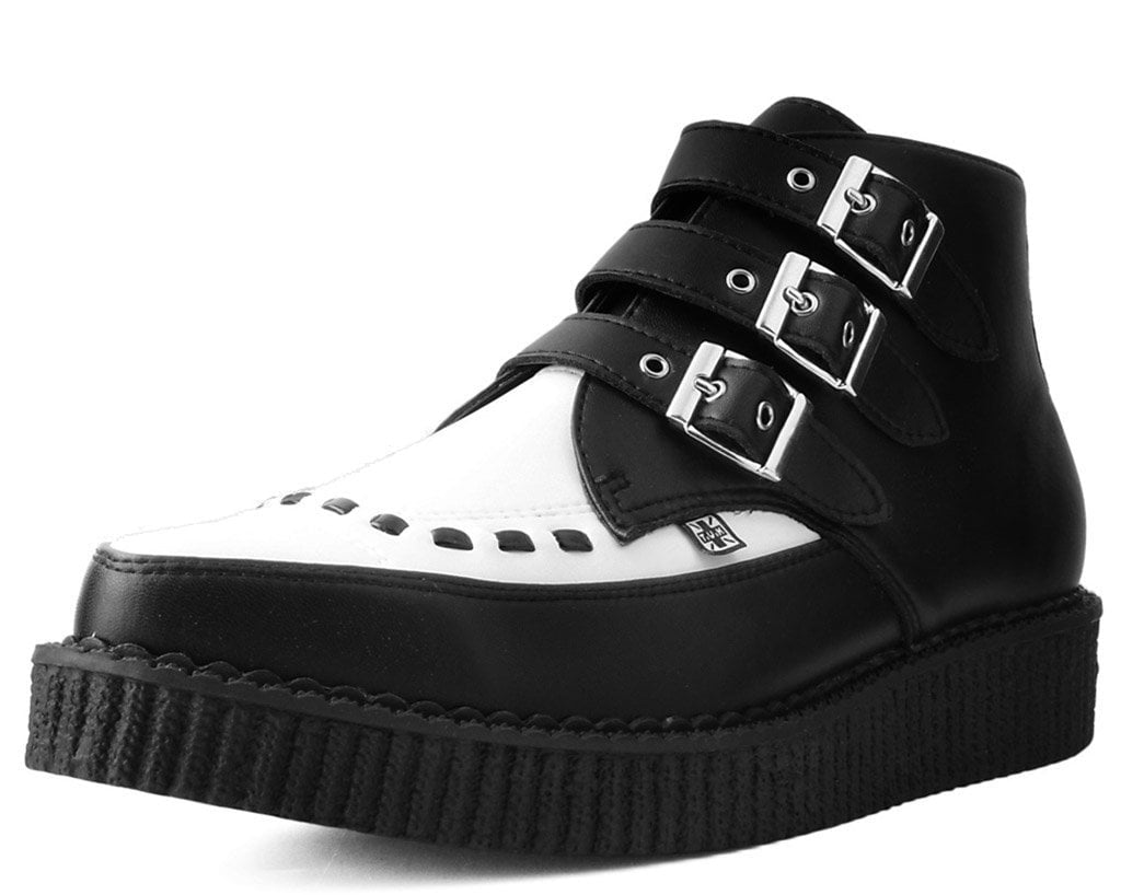 A9540 Black & White TUKskin™ 3-Buckle Pointed Creeper Boot