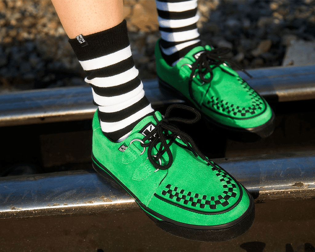 A9872 Green Suede Sneaker