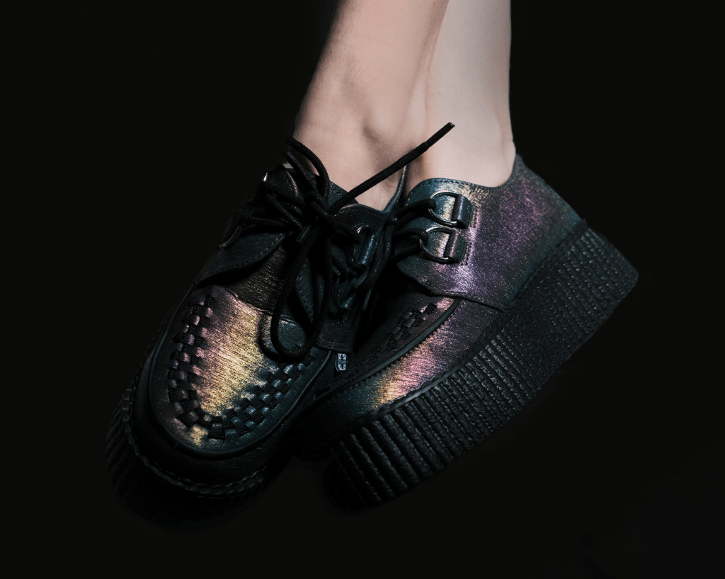 V3181 Midnight Abalone Viva Mondo Creeper