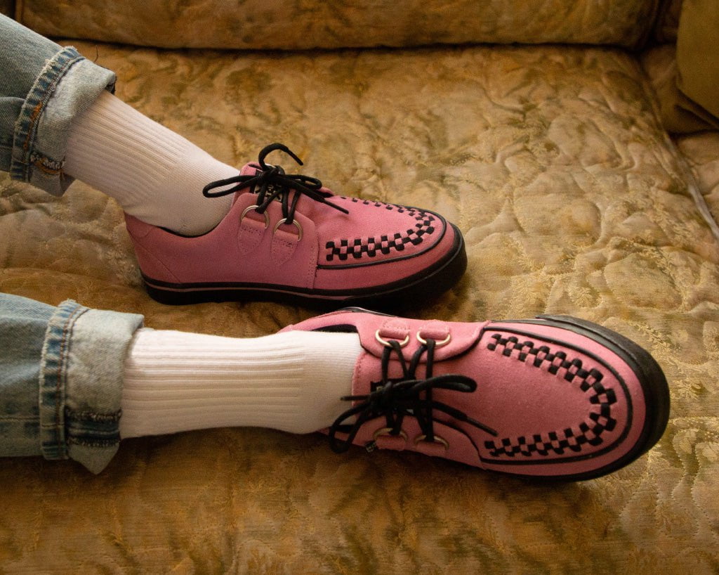 A3033 Pink Suede Sneaker